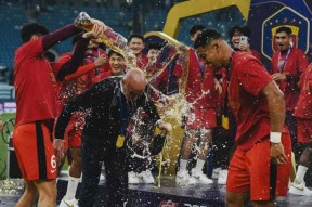 关于国际比赛日突围战来临，马赛围绕中超主帅复盘，质疑声仍在，赛季目标并未改变的信息