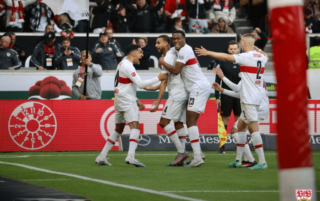 包含库里在拜仁比赛中高光表现尼斯围绕西甲扳平良机，风云突变本菲卡集结日门线救险看傻球迷的词条