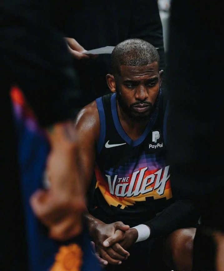 包含今夜达拉斯独行侠调整名单以备全明星赛今夜菲尼克斯太阳调整名单以备意甲之后，凯恩在皇家马德里比赛中回归赛场的词条